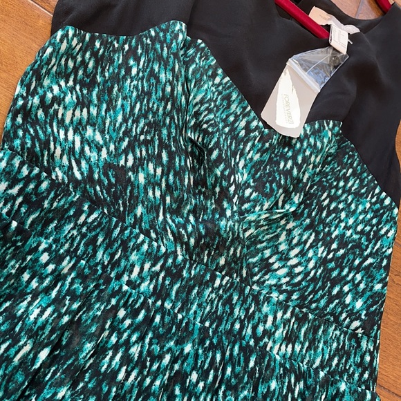 Forever 21 dress - Picture 2 of 6